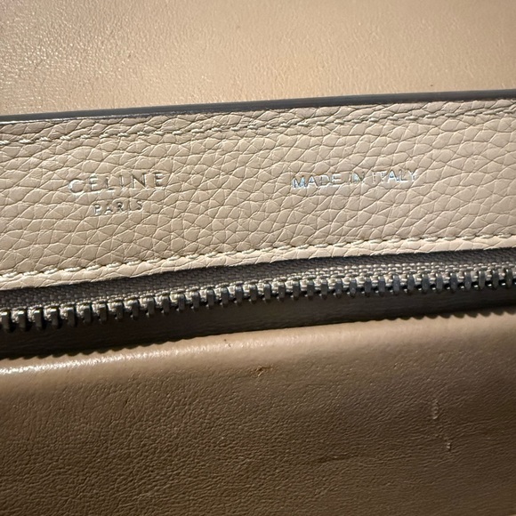 Céline trapeze bag in beige - Picture 9 of 14